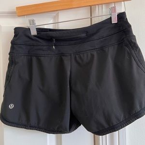 black lulu lemon shorts. size 6
